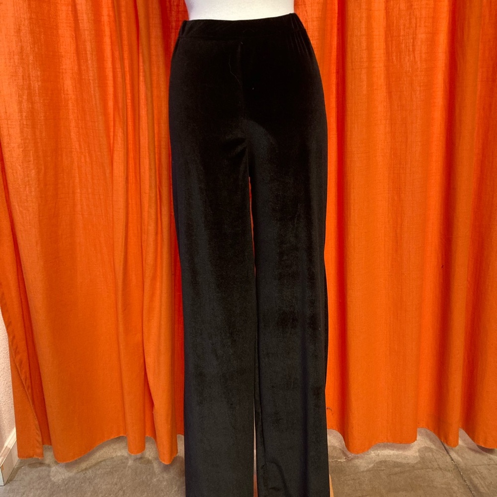 High waisted velvet pants